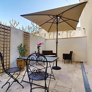 Apartment Avec Terrasse En Centre De Remy De Provence, Saint-Rémy-de-Provence